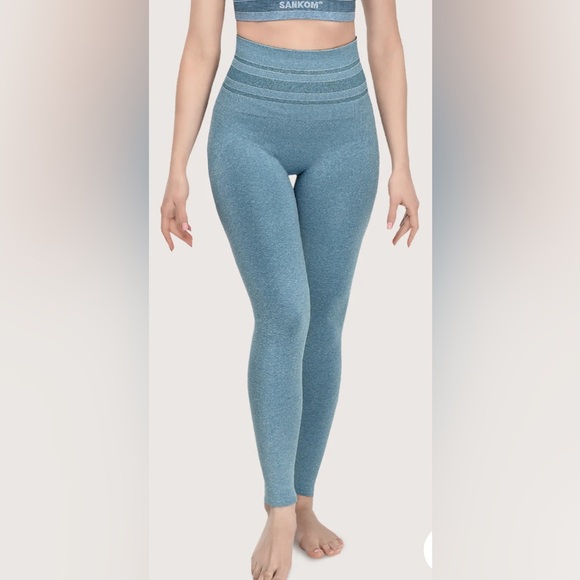 SANKOM Pants - SANKOM PATENT ACTIVEWEAR LEGGINGS - LIGHT BLUE